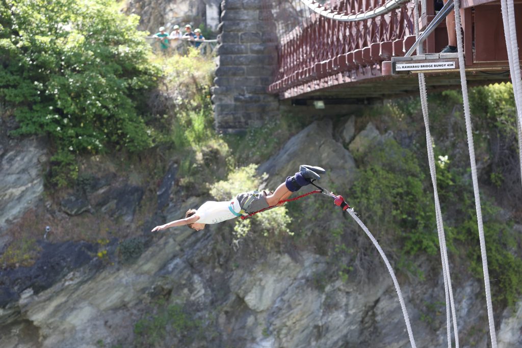 Evan Bungy Jumping